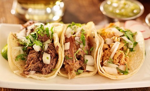 غذاها و خوشمزه های مکزیکی